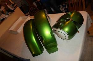lot 6 image: Custom Painted FL Tank and Fender Set