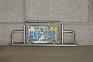 lot 73 image: Chrome License Plate Mount
