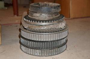 lot 112 image: Pulleys