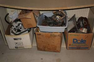 lot 129 image: Shelf Contents - Misc Parts