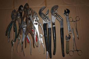 lot 170 image: Pliers