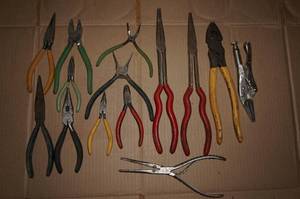 lot 171 image: Pliers, Needle Nose