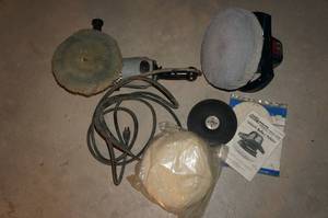 lot 185 image: 2 Electric BufferPolishers