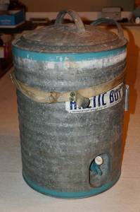 lot 208 image: Metal Water Cooler