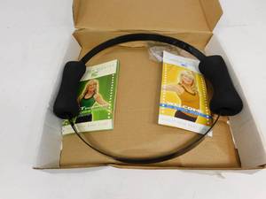 lot 26 image: Winsor Pilates Workout Band