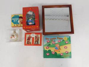 lot 77 image: Misc Items