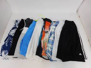 lot 80 image: Mens Shorts