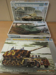 lot 641 image: TRUMPETER WWII MILITARY MODELS - NEW