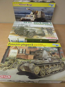 lot 676 image: DRAGON WWII MILITARY MODELS - NEW