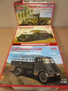 lot 694 image: ICM WWII MILITARY MODELS - NEW