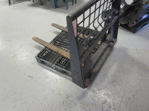 lot 1 image: Bobcat Pallet Forks