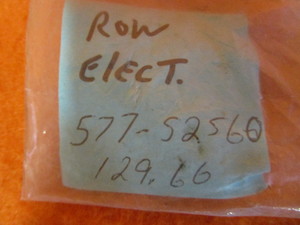 lot 44 image: (2) (New) Hopper Bottom Tarp & Trap Remote