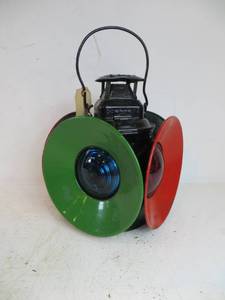 lot 15 image: Adlake Switch Lamp
