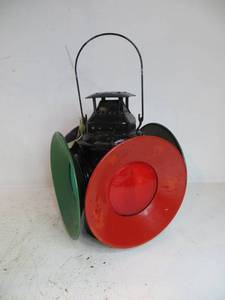 lot 16 image: Adlake Switch Lamp