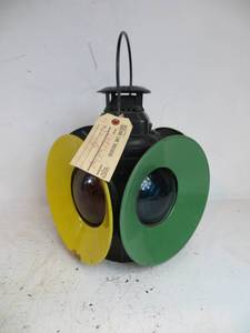 lot 18 image: Adlake Switch Lamp
