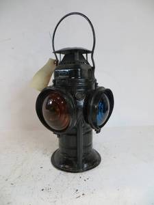 lot 20 image: Adlake Switch Lamp