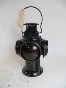 lot 21 image: Adlake Switch Lamp