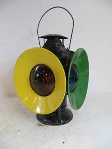 lot 50 image: Adlake Switch Lamp