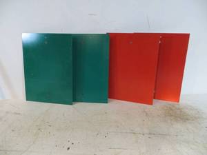 lot 66 image: 4 Metal Railroad Signs