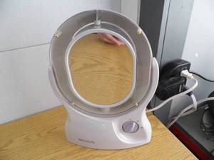 lot 16 image: Revlon Mirror