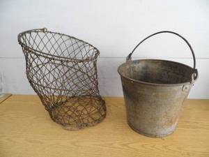 lot 21 image: Metal Bucket - Wire Bucket