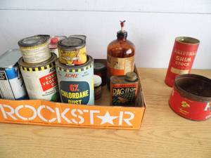 lot 32 image: Vintage Jars - Cans