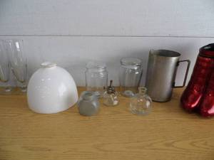 lot 34 image: Shoe Wine Bucket - Jars - Shade
