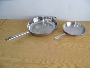 lot 35 image: Wolfgang Puck Pan - Calphalon Pan