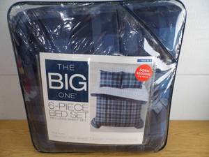 lot 61 image: The Big One 6 Pc Comforter Set