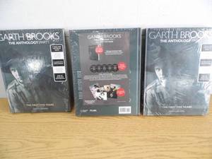lot 83 image: Lot of 3 Garth Brooks Anthology Sets
