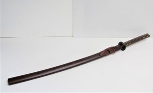 lot 41 image: LARGE Decorative Samurai Style Sword wScabbard