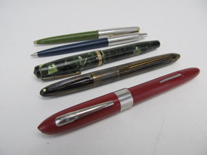 lot 102 image: Group of Vintage fountain etc Pens