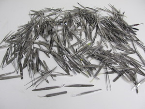 lot 135 image: LARGE Lot of Stainless Steel Precision Tweezers