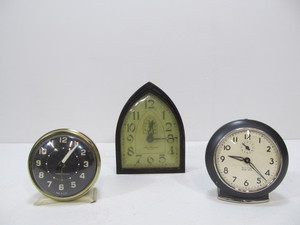 lot 174 image: Lot of 3 Vintage Deco AlarmDesk Clocks