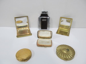 lot 187 image: Lot of Vintage Deco Compacts & Ronson Cigarette LighterCase