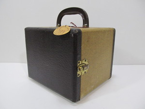 lot 210 image: Vintage 1950s BAJA Travel Slide Case