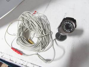 lot 29 image: SEE Day and Night camera Model QSDS14273W