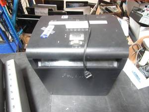 lot 35 image: Fellowes Document Schredder