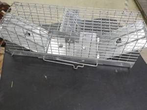lot 286 image: Havahart Small Animal Live Trap...