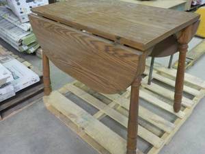 lot 295 image: Drop Leaf Table...
