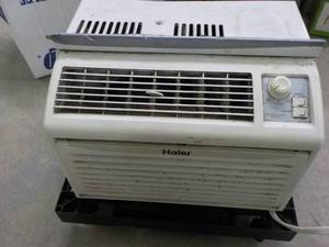lot 329 image: Haier Window Air Conditioner- teste...