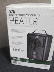 lot 11 image: 1,500-Walt Utility Milkhouse Fan-Fo...