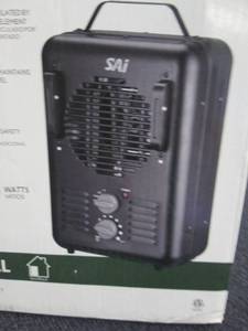 lot 24 image: 1,500-Walt Utility Milkhouse Fan-Fo...