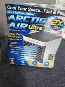 lot 53 image: Artic Air Ultra 76 CFM Compact Port...