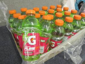 lot 184 image: Case of 24- 20 oz Bottles Gatorade ...