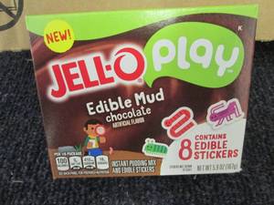 lot 185 image: Case of 24 - 5.9 oz Boxes Jello-Pla...