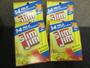 lot 204 image: 4- 14 ctpks  Snack Size Slim Jims...