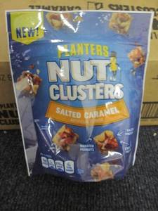 lot 207 image: 5- 5 oz Bags Planters Nut Clusters ...