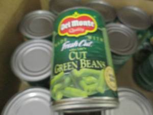 lot 210 image: Case of 24- 14.5 oz Cans Del Monte ...