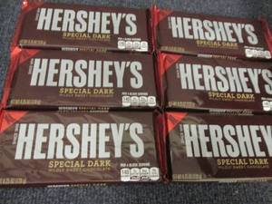 lot 218 image: 6- 4.25 oz Bars Hersheys Special D...